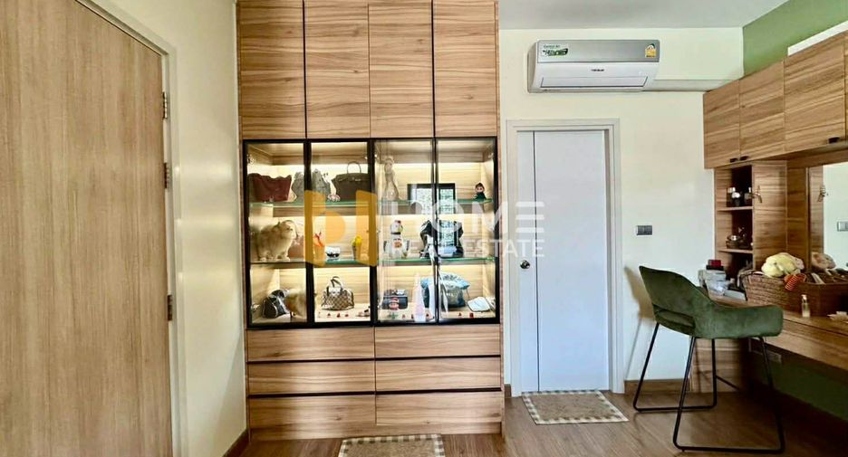 Haus zum Kauf mit 4 Zimmer in Si Racha, Chonburi