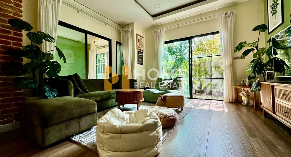 Haus zum Kauf mit 4 Zimmer in Si Racha, Chonburi
