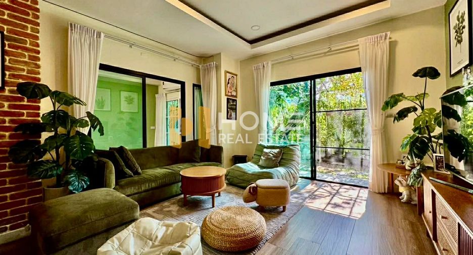 Haus zum Kauf mit 4 Zimmer in Si Racha, Chonburi