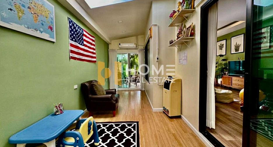 Haus zum Kauf mit 4 Zimmer in Si Racha, Chonburi