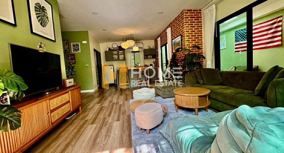 Haus zum Kauf mit 4 Zimmer in Si Racha, Chonburi