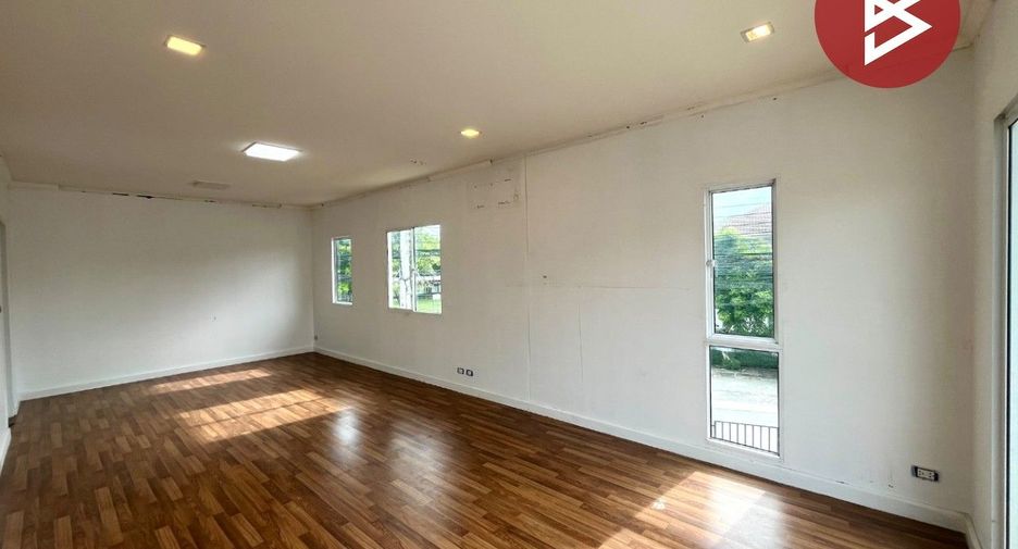 Haus zum Kauf mit 3 Zimmer in Mueang Chon Buri, Chonburi