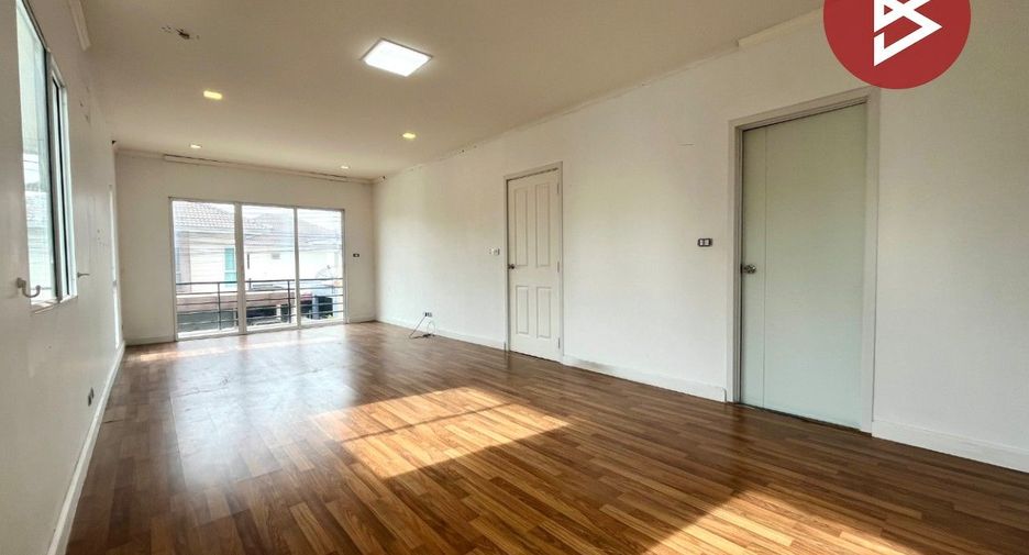 Haus zum Kauf mit 3 Zimmer in Mueang Chon Buri, Chonburi