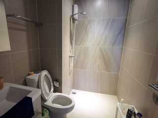 À vendre 1 chambre condo à Bang Khun Thian, Bangkok