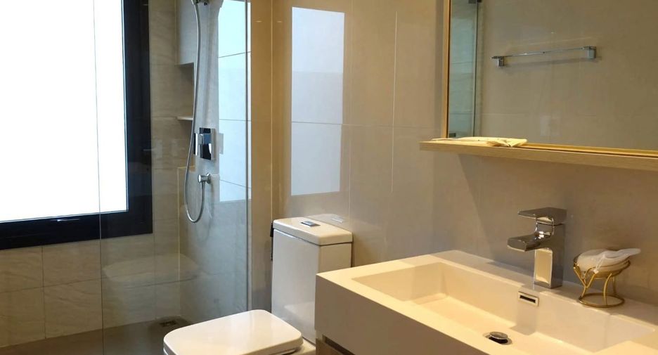 For rent 2 bedrooms condo in Watthana, Bangkok