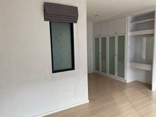 À vendre studio maison de ville à Chom Thong, Bangkok