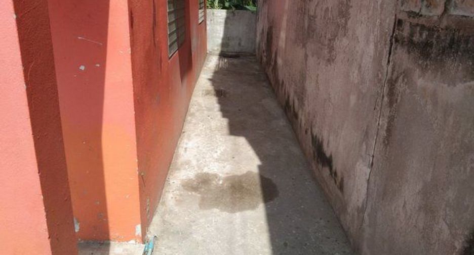 For sale 2 ベッドルーム townhouse in Nong Chok, Bangkok