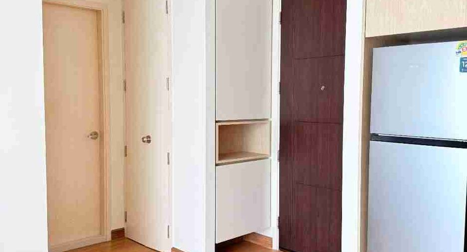 Condo en alquiler de 2 habitaciones en Phra Khanong, Bangkok