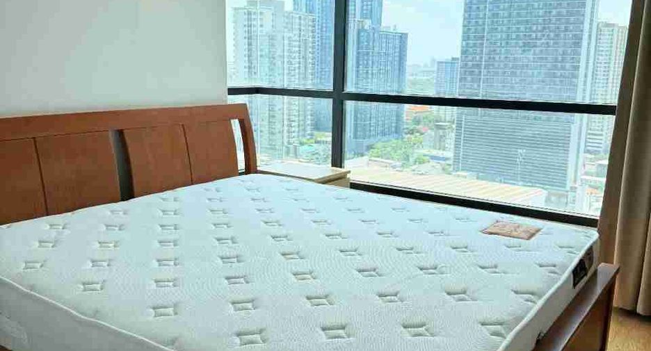 Condo en alquiler de 2 habitaciones en Phra Khanong, Bangkok
