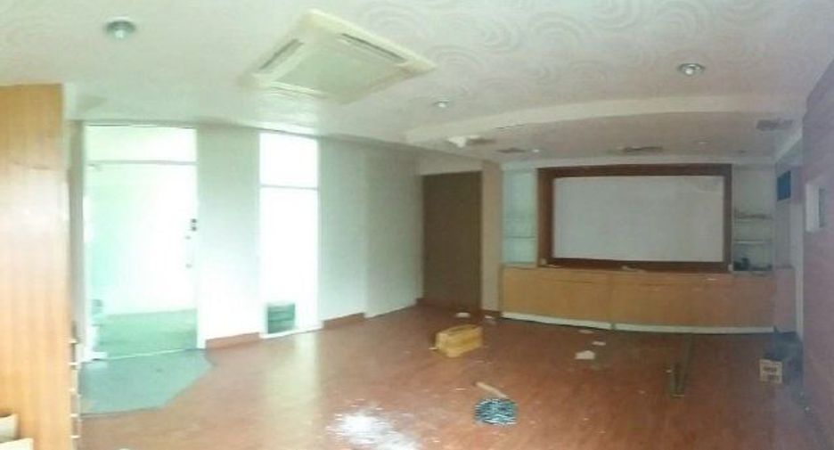 Продажа торговое помещение в Лат Крабанг, Бангкок