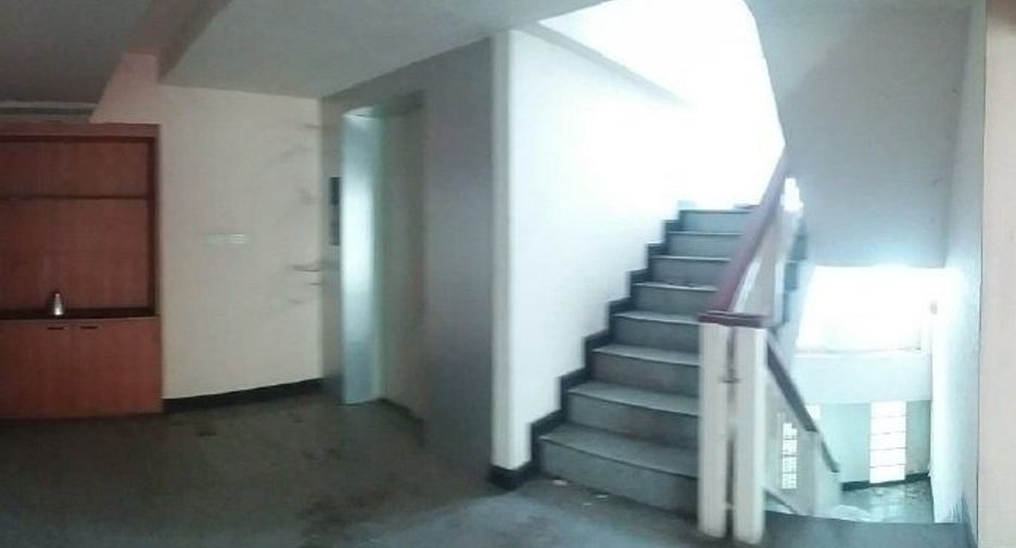 Продажа торговое помещение в Лат Крабанг, Бангкок
