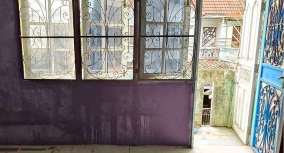 Продажа 4 спальни торговое помещение в Талинг Чан, Бангкок