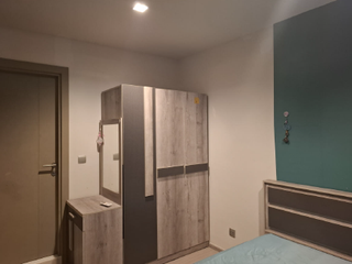 For sale 2 bedrooms condo in Huai Khwang, Bangkok