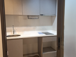 For sale 2 bedrooms condo in Huai Khwang, Bangkok
