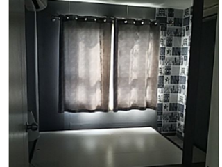 À vendre 1 chambre condo à Mueang Samut Prakan, Samut Prakan