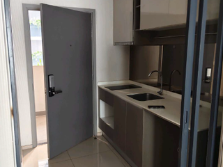 For sale 1 bed condo in Khlong San, Bangkok