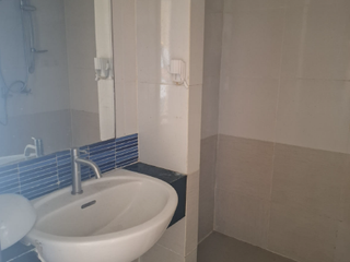 For sale 1 bed condo in Bang Phli, Samut Prakan