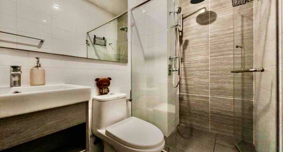 Condo en alquiler de 1 habitaciones en Watthana, Bangkok