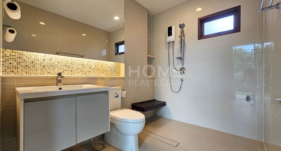 出售 4 卧室 独立屋 在 Bang Khen, 曼谷