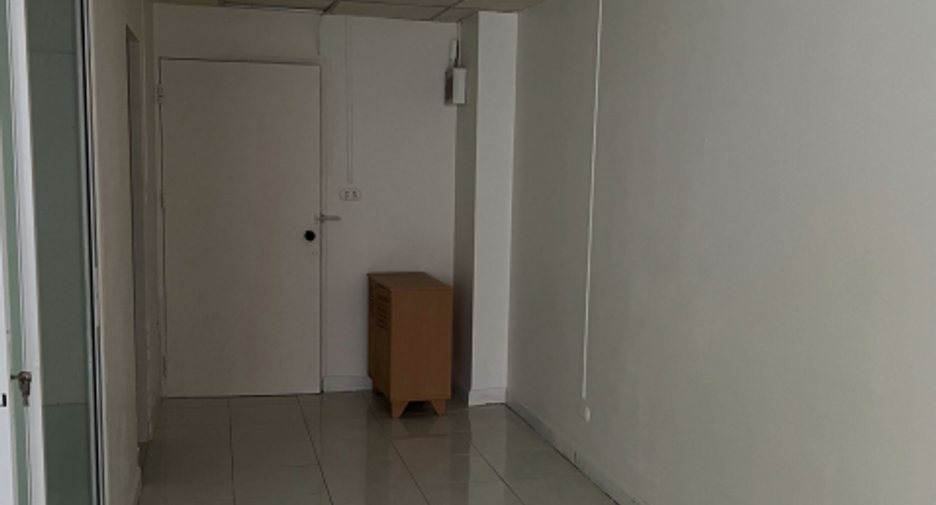 Продажа 1 кровать кондо в Щанг Тхонгланг, Бангкок