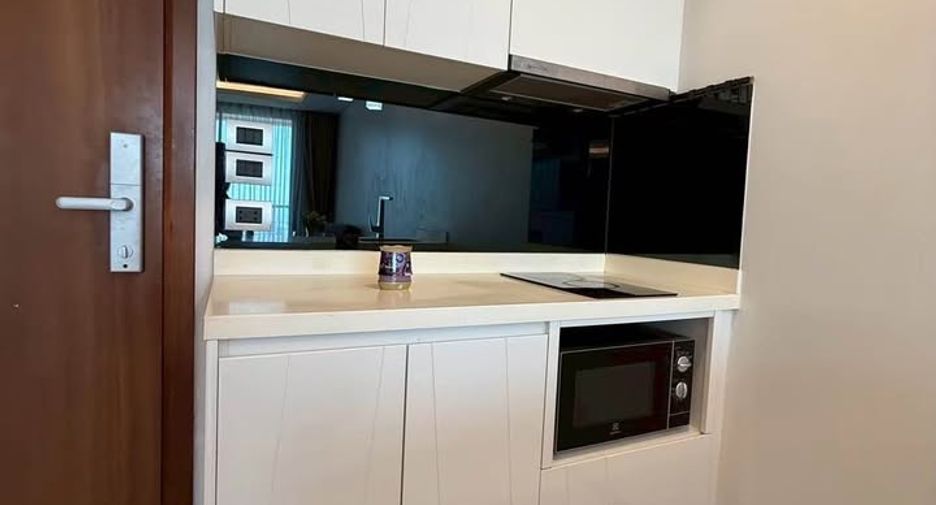 For rent 1 bed condo in Bang Lamung, Chonburi