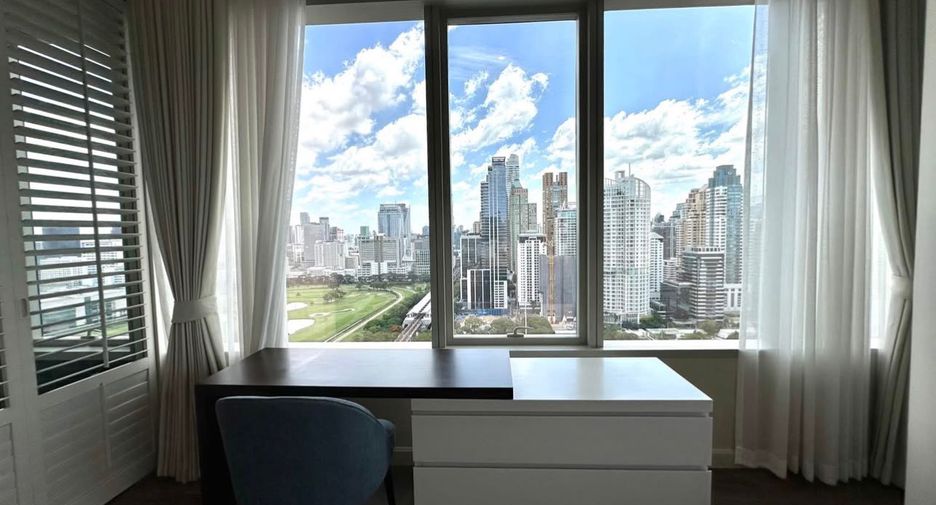 For sale 4 bedrooms condo in Pathum Wan, Bangkok