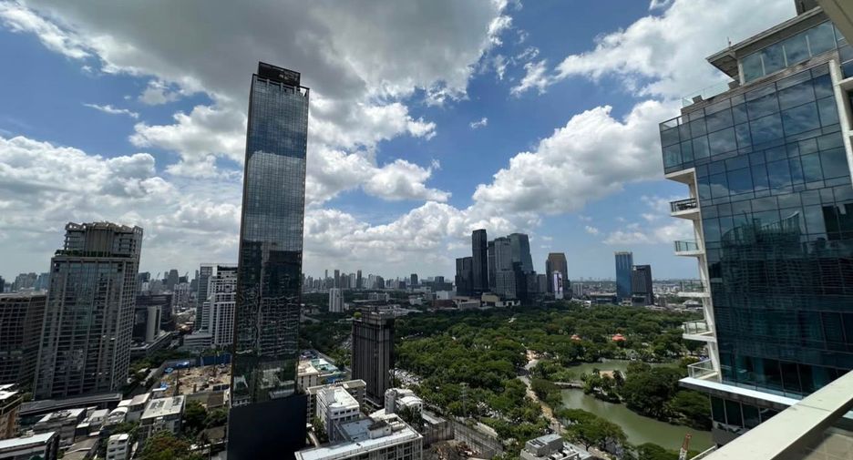 For sale 4 bedrooms condo in Pathum Wan, Bangkok