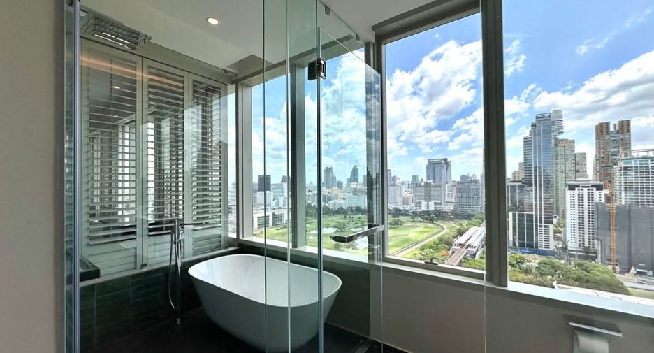 For sale 4 bedrooms condo in Pathum Wan, Bangkok