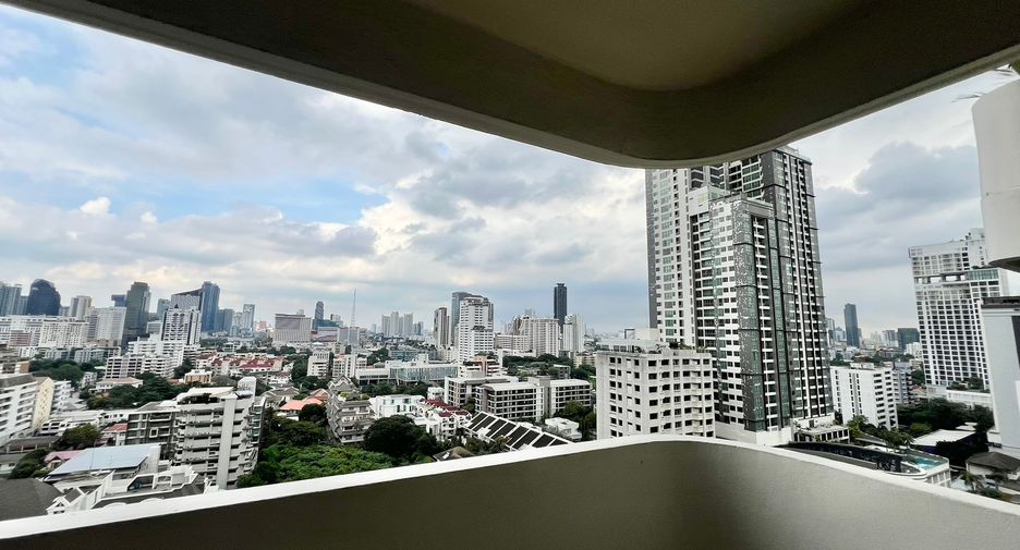 Wohnung zum Kauf mit 3 Zimmer in Watthana, Bangkok