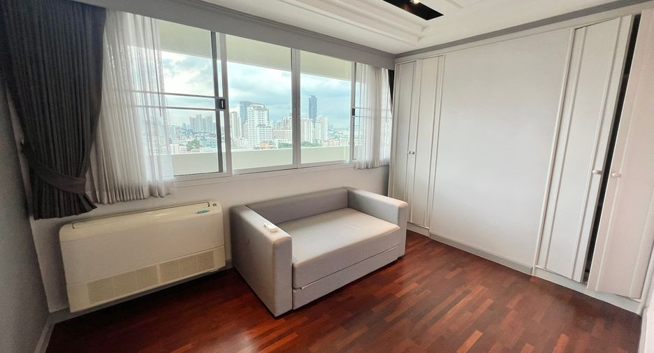 Wohnung zum Kauf mit 3 Zimmer in Watthana, Bangkok