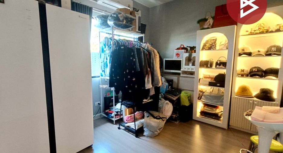 Продажа 2 спальни таунхаус в Mueang Pathum Thani, Патумтани