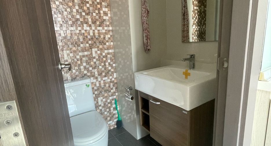 For sale 1 bed condo in Min Buri, Bangkok
