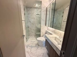 Продажа 2 спальни кондо в Кхлонг Тоеи, Бангкок