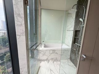 Продажа 2 спальни кондо в Кхлонг Тоеи, Бангкок