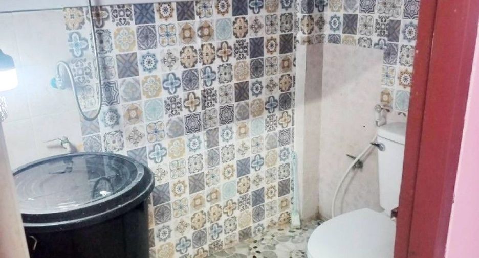 Продажа 2 спальни таунхаус в Nong Khae, Saraburi