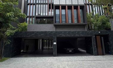 Продажа 4 спальни дом в Пращет, Бангкок