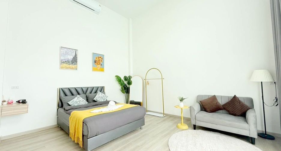 Villa zur Miete und zum Kauf mit 4 Zimmer in Bang Lamung, Chonburi