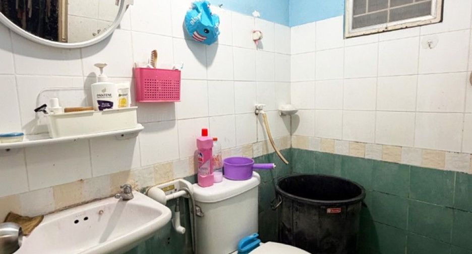 Продажа 2 спальни таунхаус в Mueang Samut Prakan, Самутпракан
