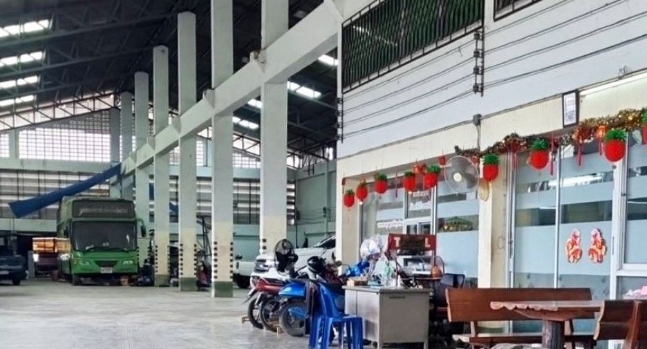 Продажа склад в Mueang Chiang Mai, Чианг Маи