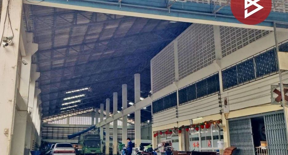 Продажа склад в Mueang Chiang Mai, Чианг Маи