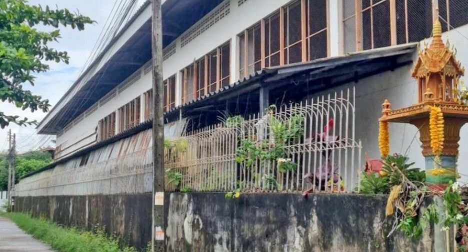 Продажа склад в Mueang Chiang Mai, Чианг Маи