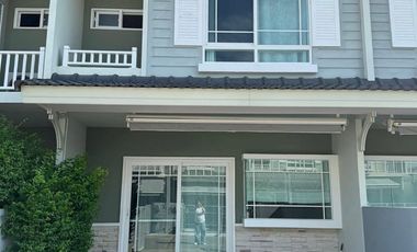 For rent 2 bedrooms townhouse in San Sai, Chiang Mai