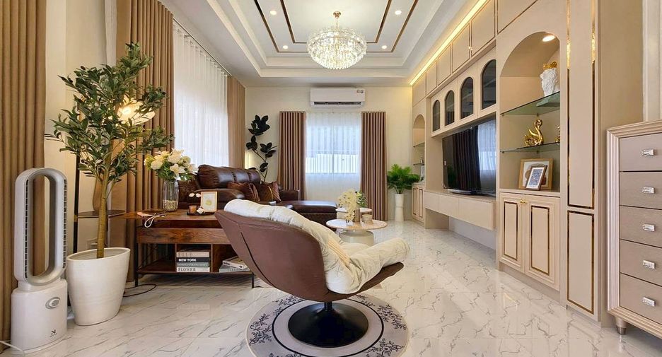 For sale 3 ベッドルーム villa in Bang Saray, Pattaya