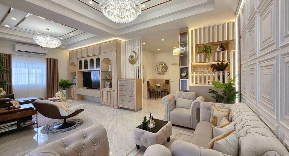 For sale 3 ベッドルーム villa in Bang Saray, Pattaya