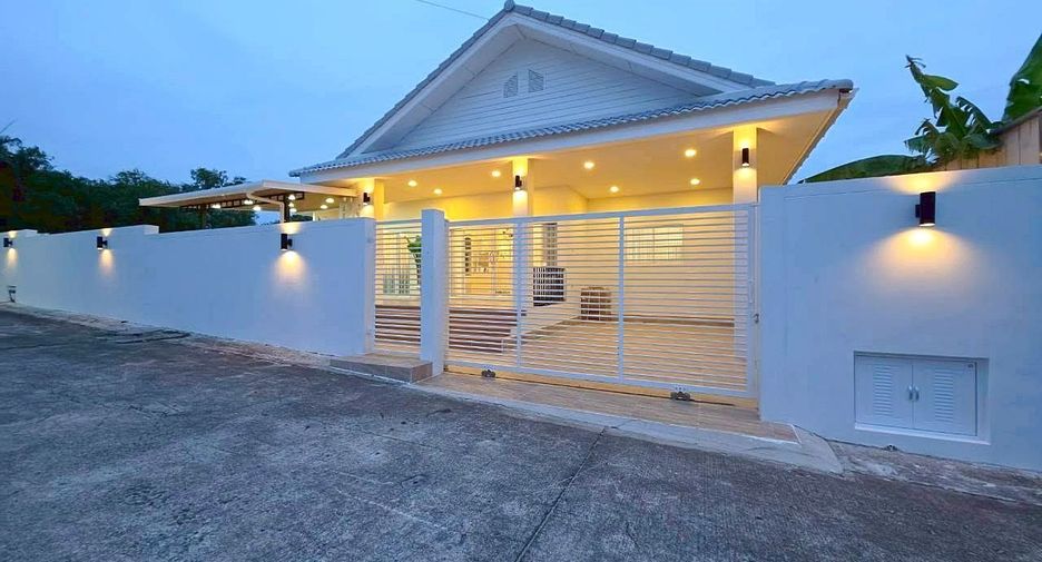 For sale 3 ベッドルーム villa in Bang Saray, Pattaya