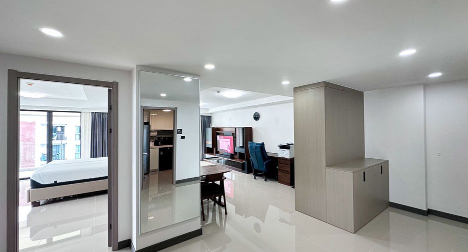 For sale 2 bedrooms condo in Mueang Chiang Mai, Chiang Mai