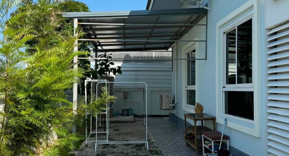For rent 2 ベッドルーム house in San Sai, Chiang Mai