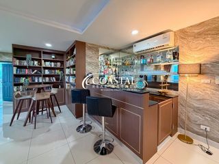 For rent 3 bedrooms condo in Bang Lamung, Chonburi