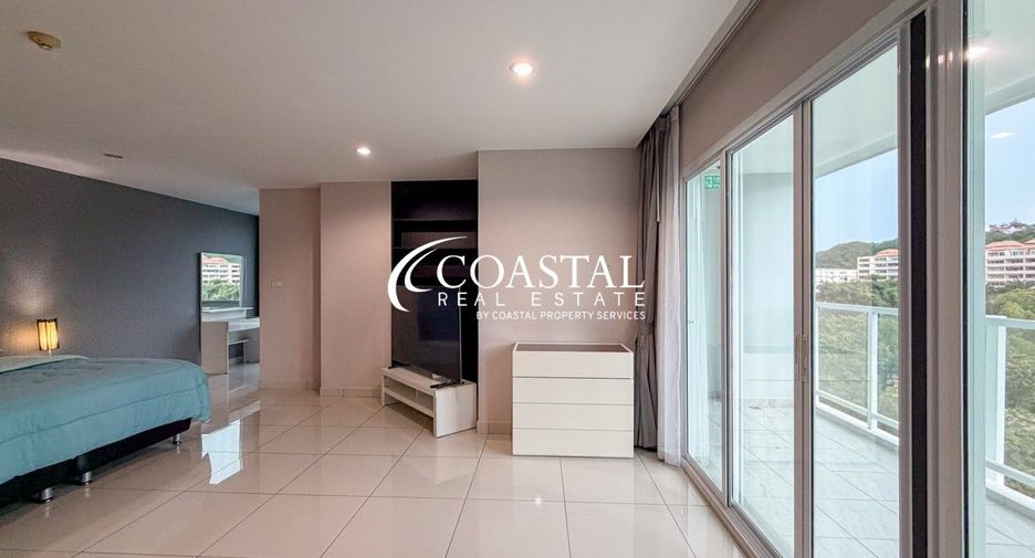 For rent 3 bedrooms condo in Bang Lamung, Chonburi