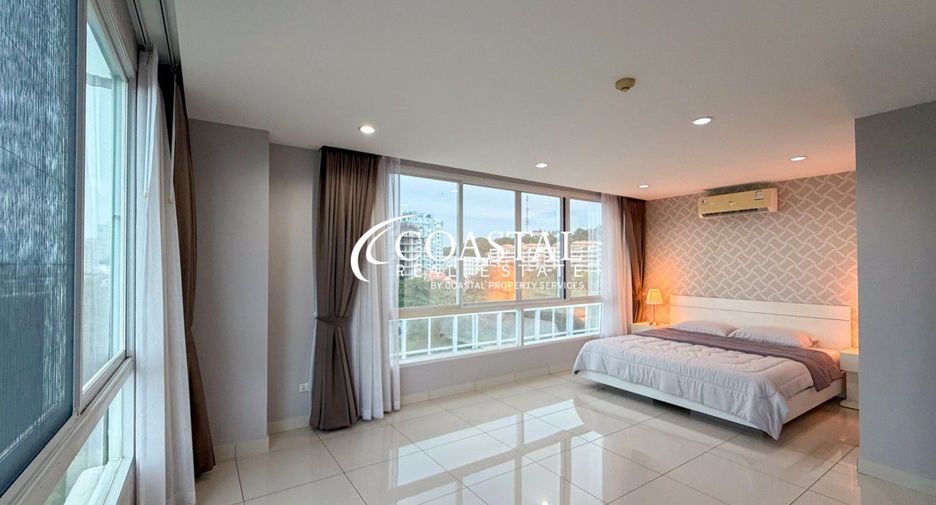 For rent 3 bedrooms condo in Bang Lamung, Chonburi